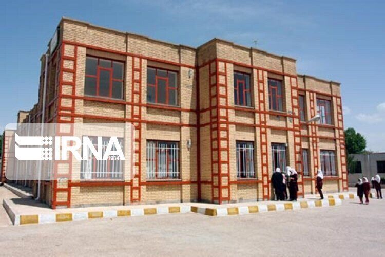 ۱۳ مدرسه خیر ساز در اهواز در انتظار نصب انشعاب آب و برق هستند