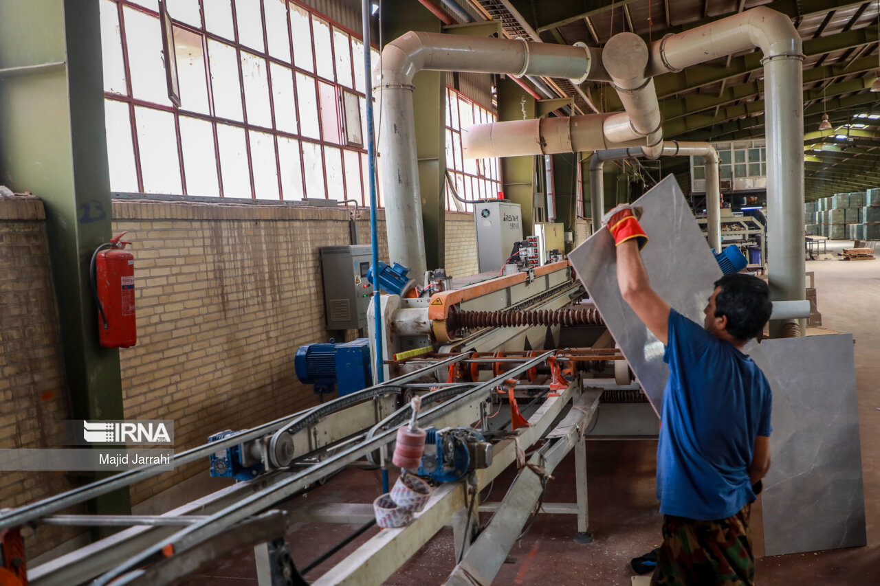 تحقق حدود ۶۰ درصدی برنامه اشتغال خوزستان