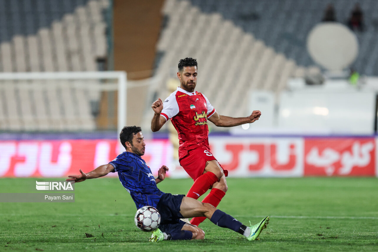 پورعلی گنجی: برای ماندن در پرسپولیس به حرف قلبم گوش دادم/ به تیم ملی، امید زیادی دارم