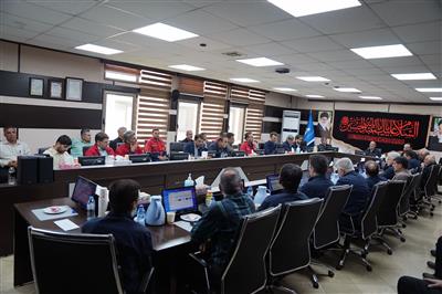 تقدیر از کارکنان نفت و گاز مارون فعال در مهار نشت خط ۴۲ اینچ نفت صادراتی