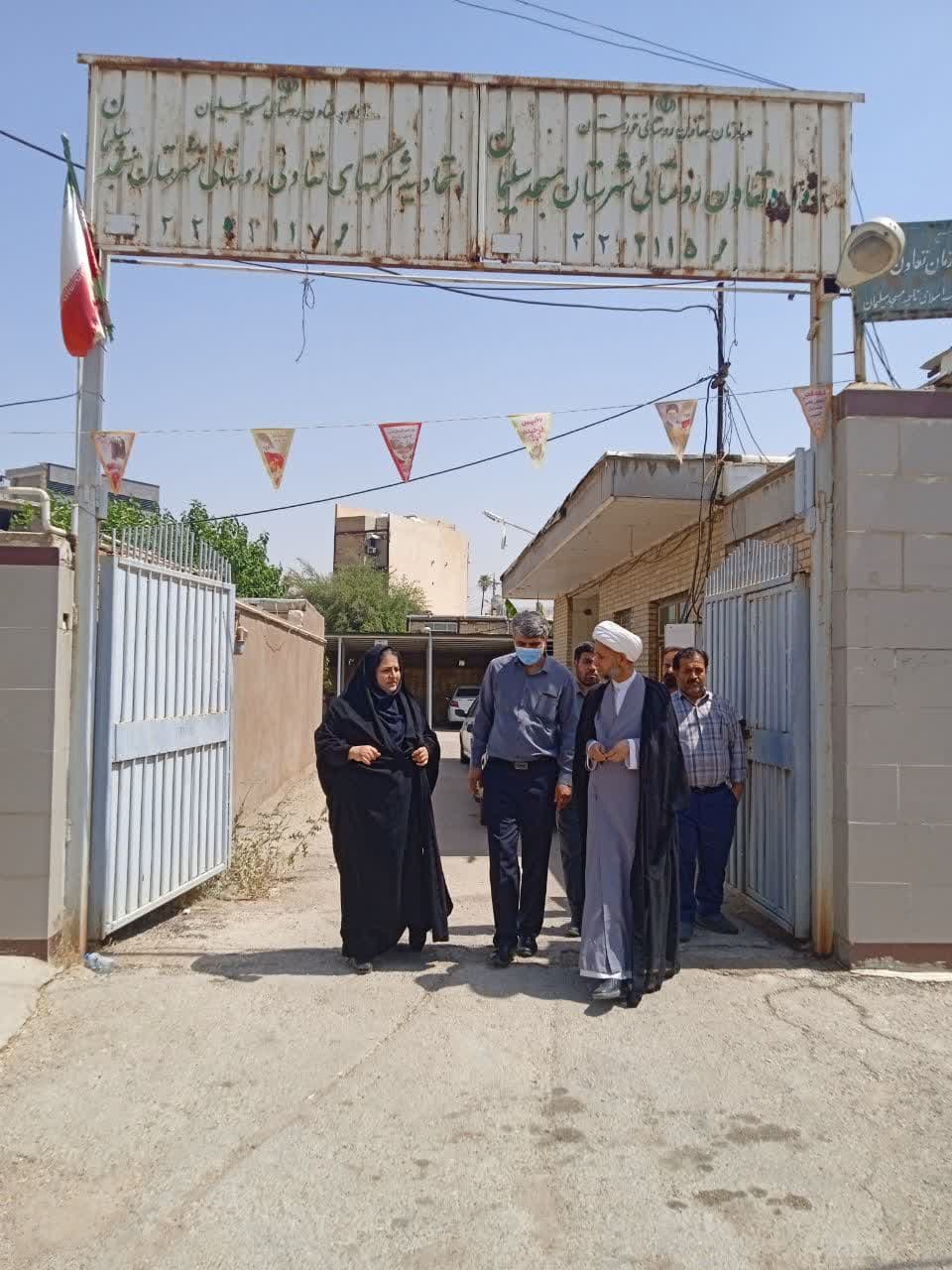 بازدید مسئول دفتر نماینده ولی فقیه مدیریت تعاون روستایی خوزستان از اداره مسجدسلیمان