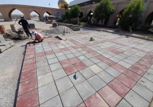 آغاز عملیات اجرایی کفپوش گذاری محوطه های گلزار شهدا توسط شهرداری خرمشهر