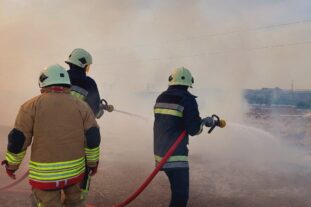 برگزاری مانور پدافند غیرعامل در شرکت فولاد اکسین خوزستان/ آمادگی فولادمردان اکسینی در برابر حوادث