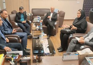 تجلیل رئیس دانشگاه آزاد امیدیه از مدیرعامل و رئیس پژوهش و توسعه شرکت نفت و گاز اروندان