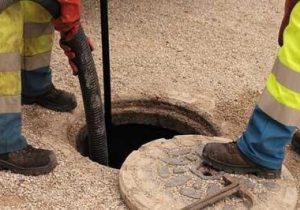 در ۱۱ ماه گذشته انجام شد لایروبی و شستوشوی بیش از ۴۷۷ هزار متر از شبکه فاضلاب اهواز