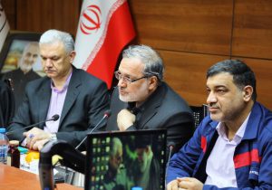 فولاد اکسین خوزستان افتخار صنعت ایران است