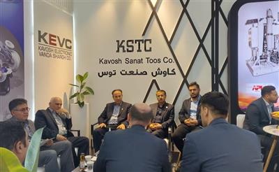 بازدید مدیر عامل نفت و گاز مارون از نمایشگاه بیست و نهم