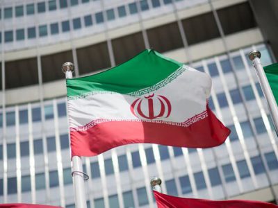 رسانه آمریکایی از «توقف» تحریمهای جدید ترامپ علیه ایران خبر داد