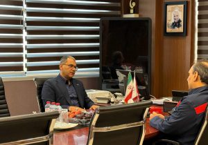 دیدار مدیرعامل شرکت فولاد اکسین خوزستان با شهردار منطقه ۸ اهواز