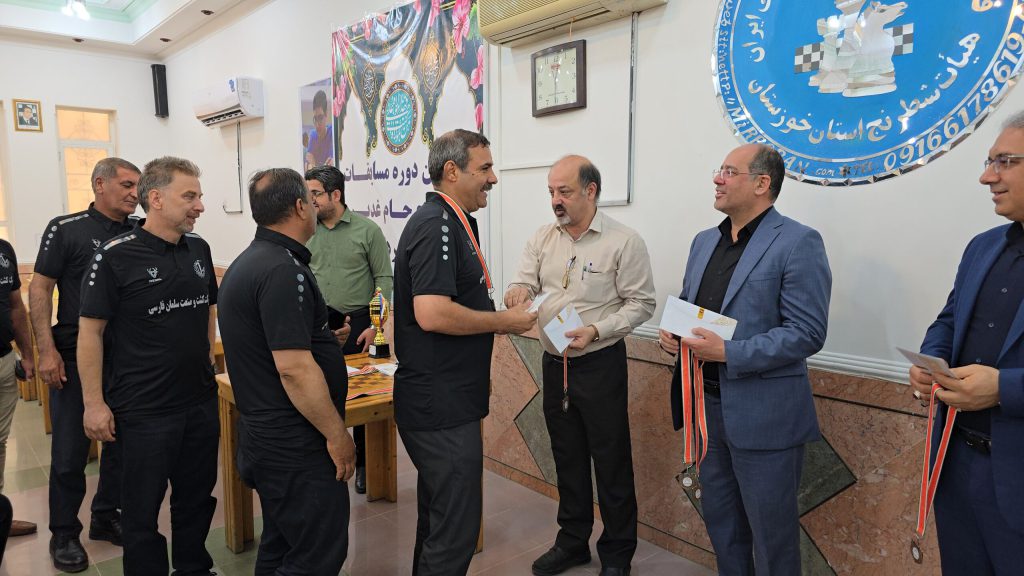 تیم هفتتپه قهرمان لیگ شطرنج نیشکر شد / چهار مقام انفرادی برای ورزشکاران این تیم 1 IMG 20250711 122737 scaled 2 ۲۰۲۵ ۰۷ ۱۹T۱۶۰۲۰۷.۱۷۴