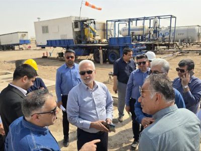 بازدید مدیرعامل شرکت نفت و گاز اروندان از میدان آزادگان جنوبی/ پیگیری میدانی روند پروژه‌های افزایش تولید نفت در اروندان