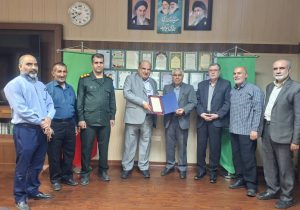 فرمانده سپاه ولیعصر (عج) خوزستان از مدیرعامل توسعه نیشکر تقدیر کرد