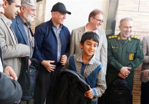 آغاز توزیع ۶ هزار بسته نوشت افزاری در مناطق همجوار تاسیسات نفت و گاز مارون