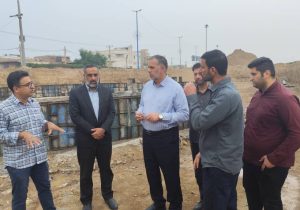 بازدید موسویزاده، نماینده مجلس، از پروژه آبرسانی به منطقه عیندو اهواز