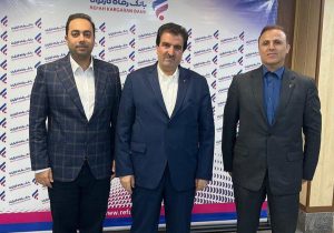 نشست مدیرعامل گروه ملی صنعتی فولاد ایران با مدیرعامل بانک رفاه کارگران کشور