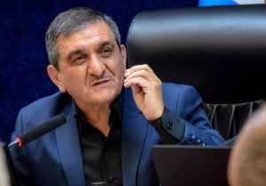 خانزادی: امتیازات مناطق آزاد باید برای احیای سرمایه‌گذاری بازگردانده شود