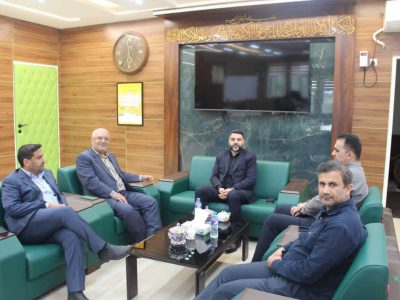 حمید مظفری عضو شورای شهر اهواز در جریان روند اجرای پروژه‌های سازمان پارک‌ها قرار گرفت