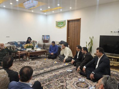 دیدار مدیرعامل گروه ملی صنعتی فولاد ایران با خانواده گرانقدر شهید ولی زاده