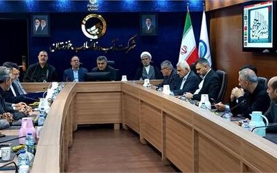 مدیرعامل آبفا استان: خانواده شهدا و ایثارگران قلب تپنده کشور هستند/ تلاش ۲۴ ساعته آبفا خوزستان در جنگ رمضان برای تامین پایدار آب