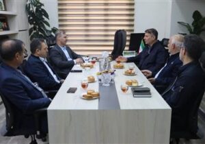 دیدار مدیرعامل نفت و گاز مارون با مدیركل حفاظت محیط زیست خوزستان